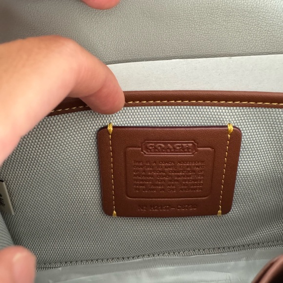 NWT Coach Kip Turnlock Crossbody With Quilting - Picture 4 of 6